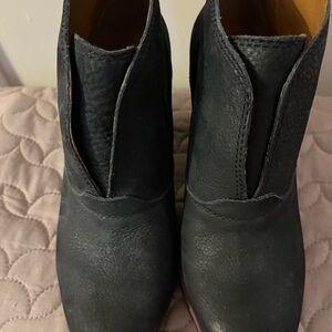 Lucky Brand Elegant Black Ankle Boots
